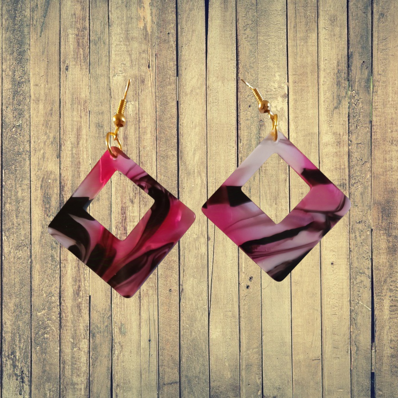 Boucles D'Oreilles - En Rouge et Noir – Image 3