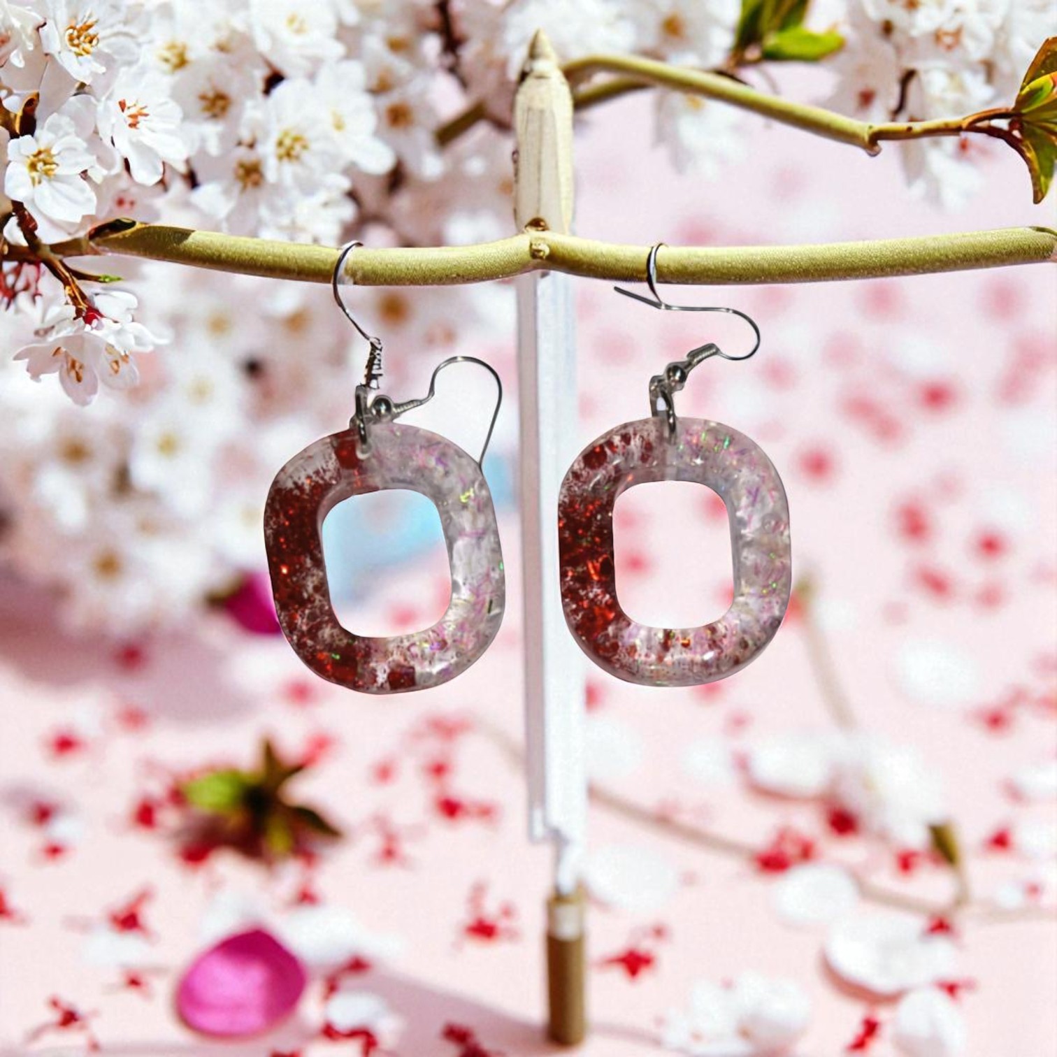 Boucles D'Oreilles - Rouge et Blanche forme O – Image 3